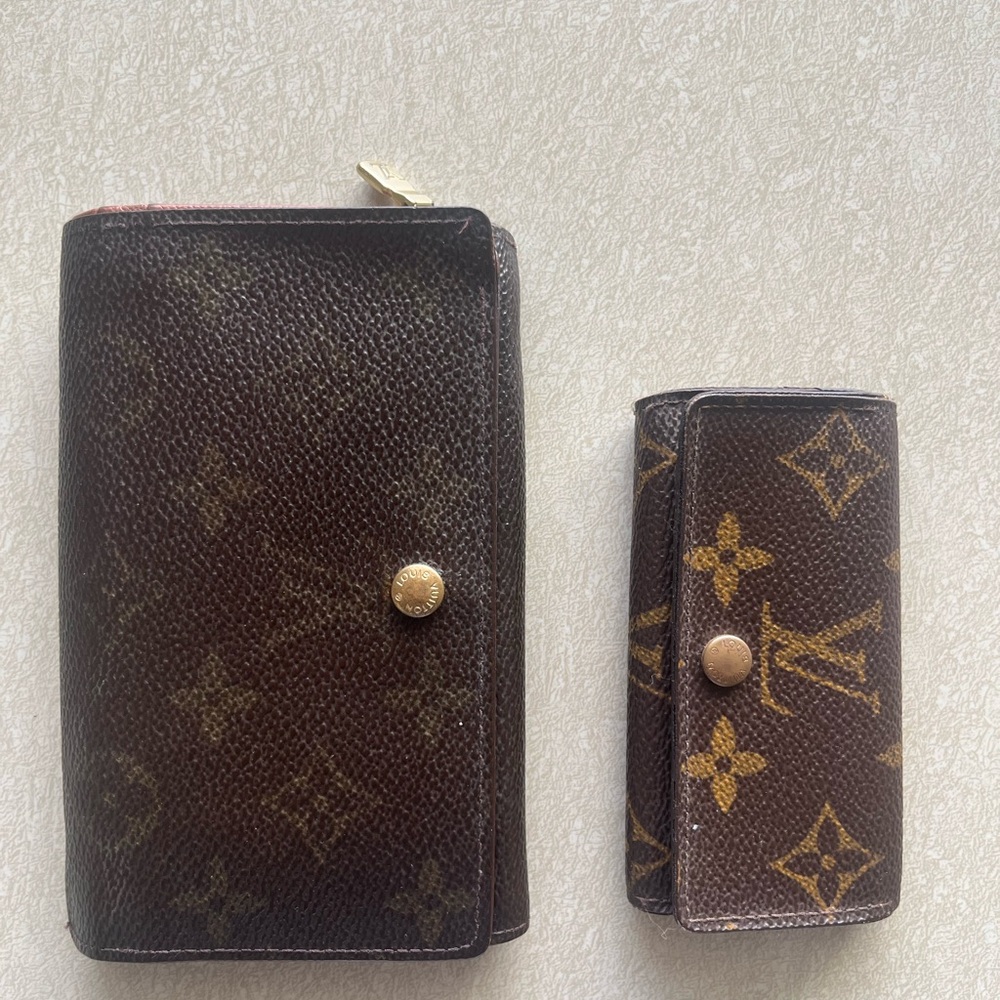 Authentic Louis vuitton wallet and key case